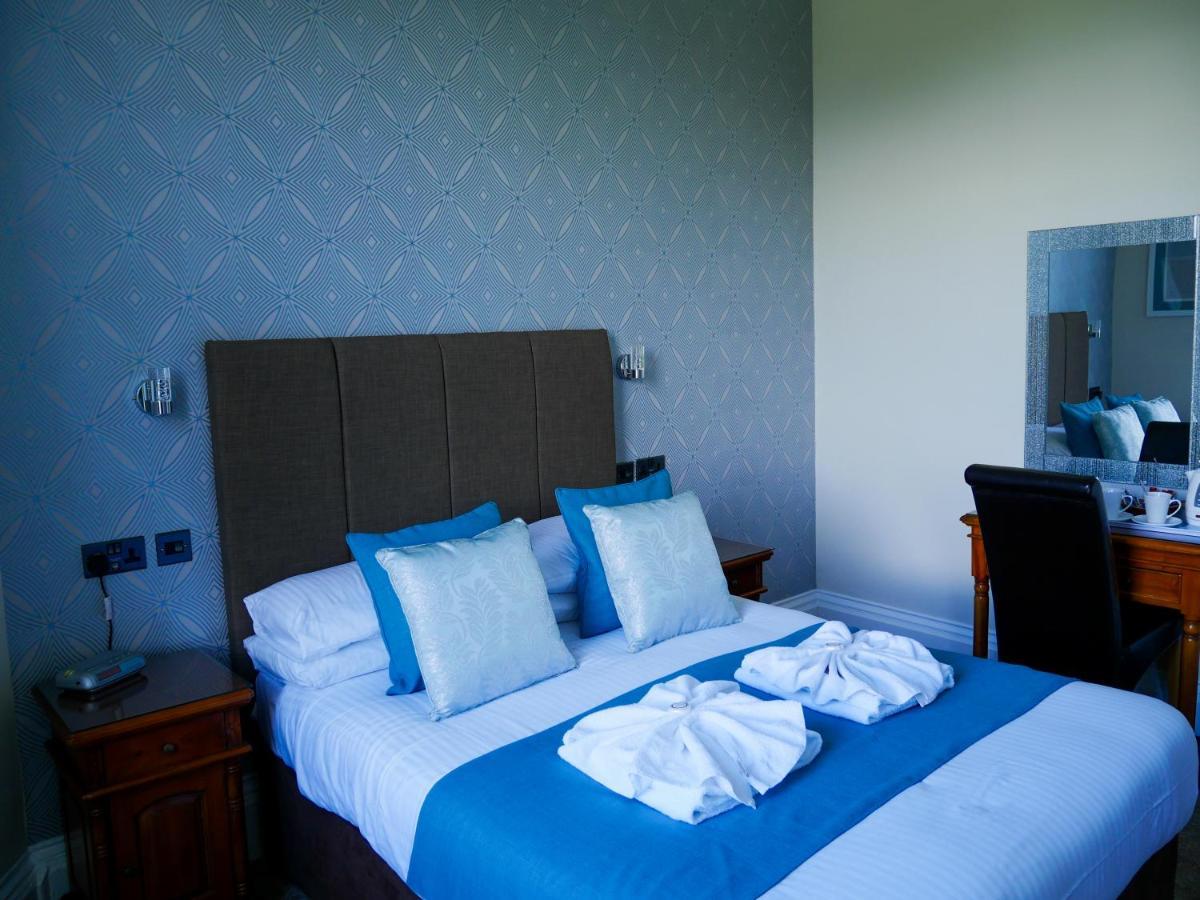 Howden Court Hotel ทอร์คิ ภายนอก รูปภาพ